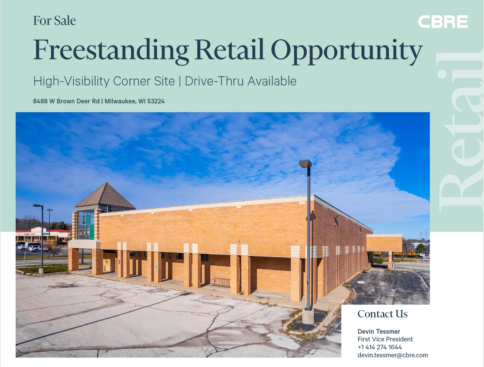 Retail in Milwaukee, WI — Sale in Milwaukee, WI, photo 1 of 4