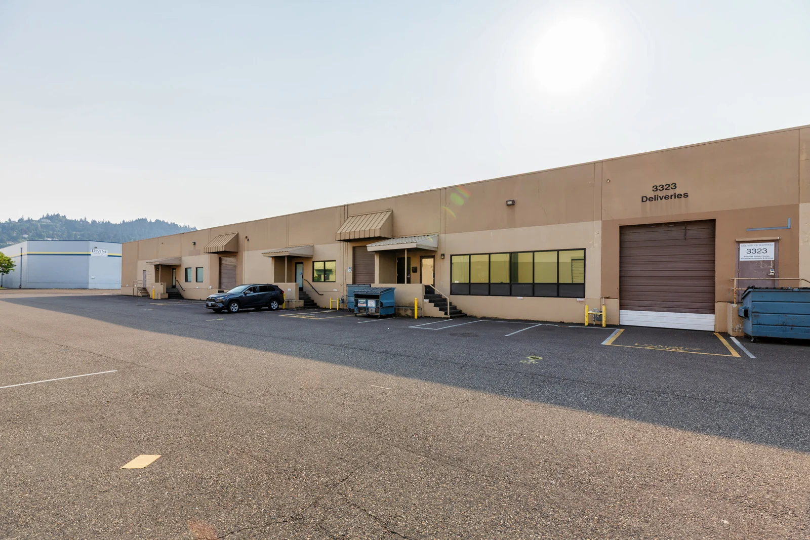 3317-3325 NW Yeon Ave — Sale in Portland, OR, photo 4 of 8