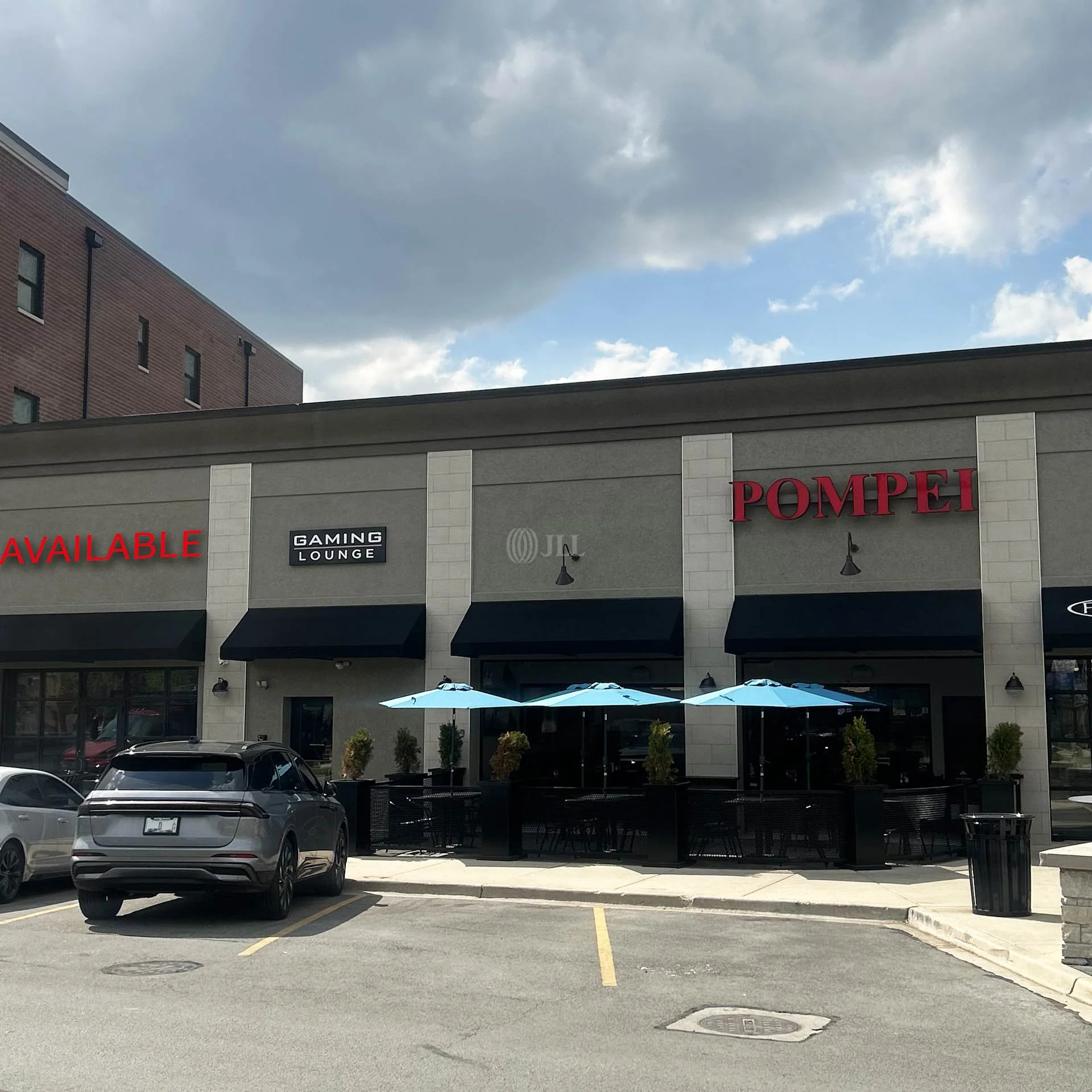 22 West Conti Parkway — Lease in Elmwood Park, IL, photo 3 of 4