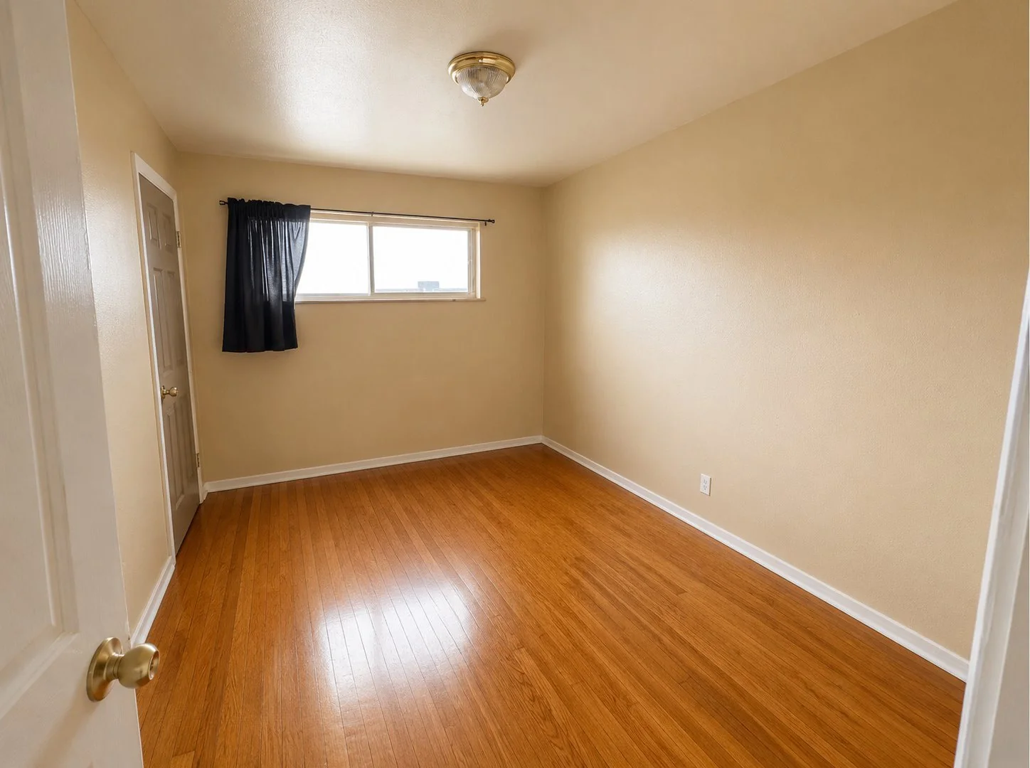 5109 E 34th Ave — Sale in Denver, CO, photo 5 of 5