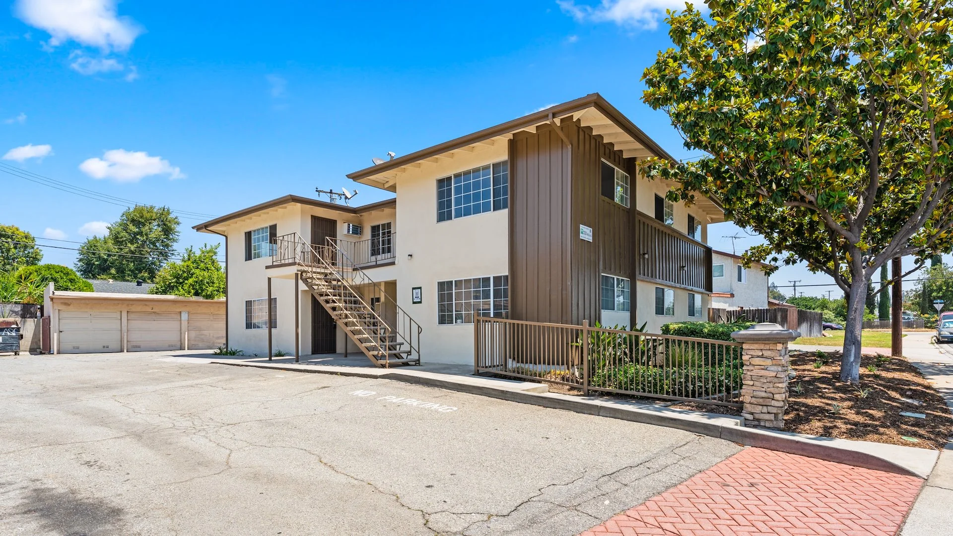 4484 La Deney St — Sale in Montclair, CA, photo 3 of 8