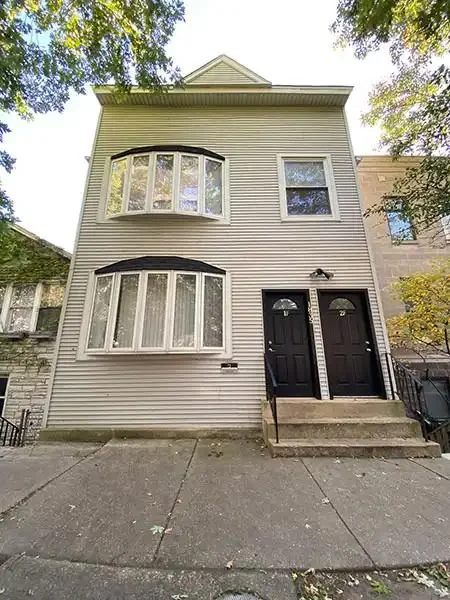 1835 North Paulina Street — Sale in Chicago, IL, photo 2 of 2
