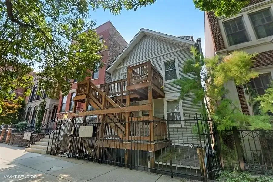 1620 North Marshfield Avenue — Sale in Chicago, IL, photo 2 of 2