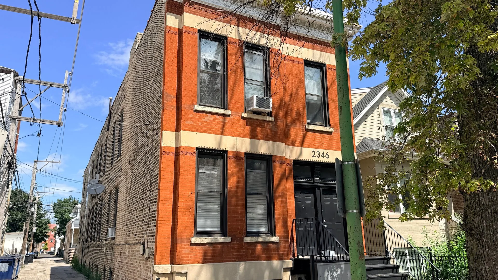 2346 West McLean Avenue — Sale in Chicago, IL, photo 1 of 2