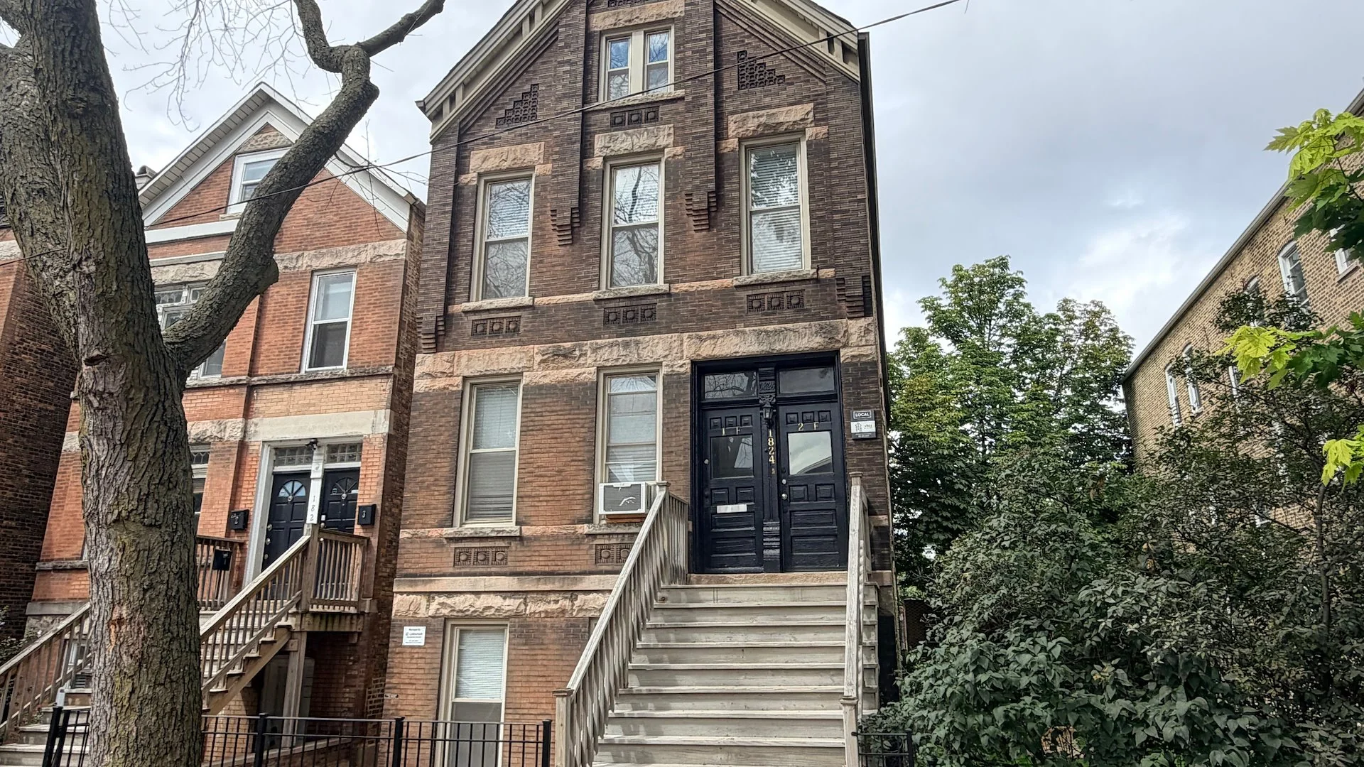 1824 North Paulina Street — Sale in Chicago, IL, photo 1 of 2