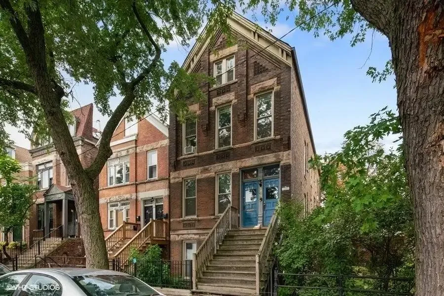 1824 North Paulina Street — Sale in Chicago, IL, photo 2 of 2