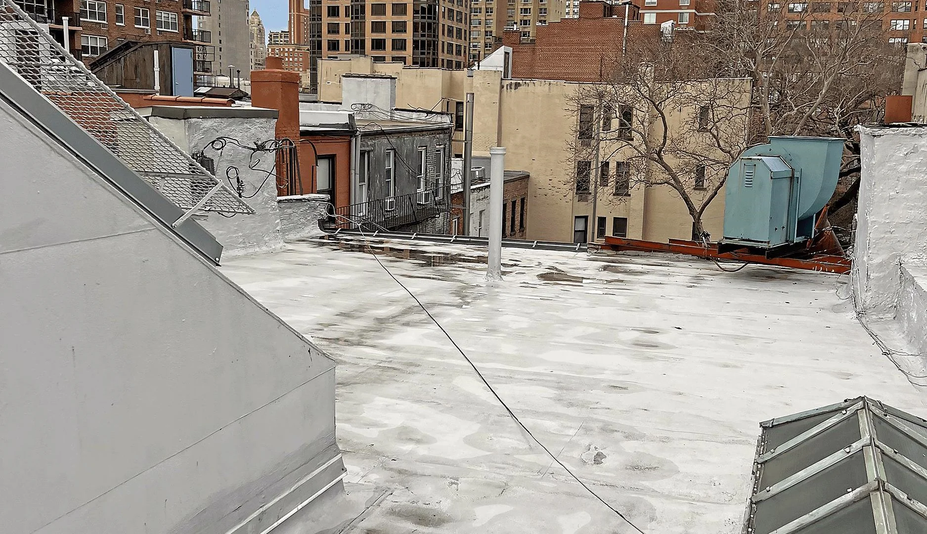 1599 York Avenue — Sale in New York, NY, photo 2 of 5