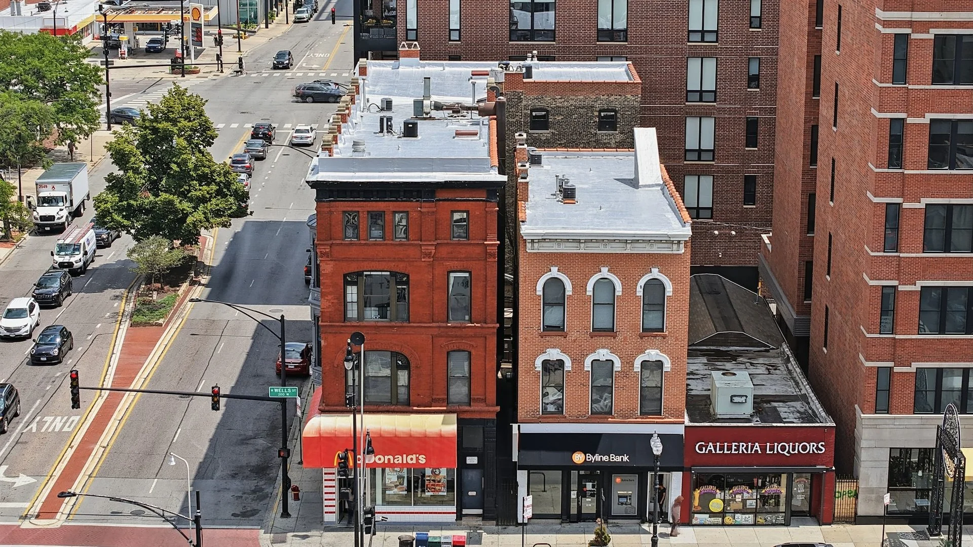 North & Wells — Sale in Chicago, IL, photo 3 of 3
