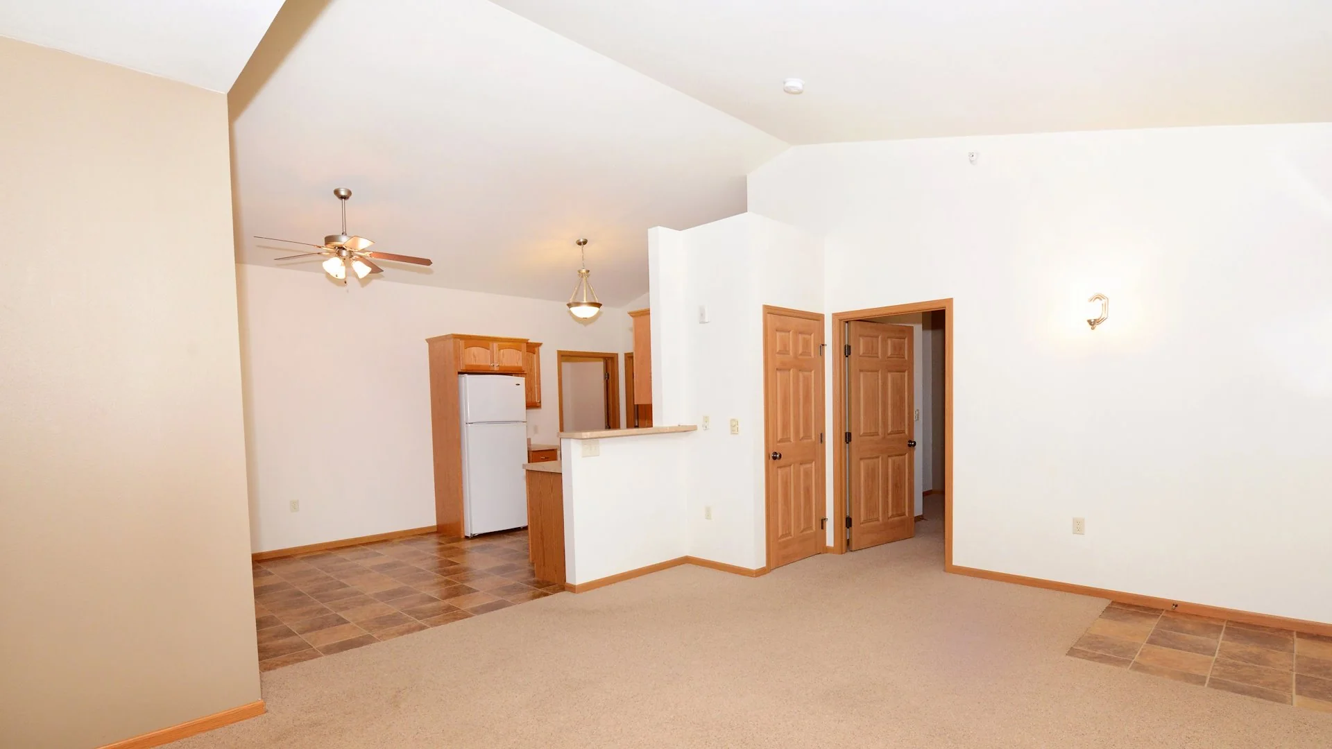 Sunshine Circle Apartments — Sale in Chippewa Falls, WI, photo 4 of 8