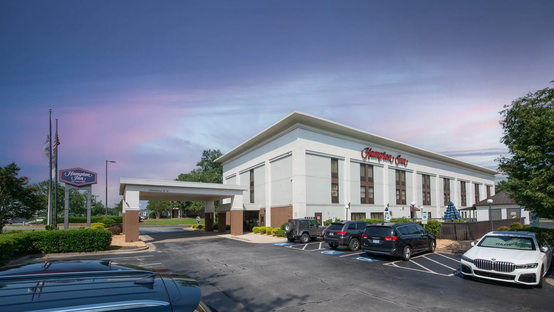 Hampton Inn Raleigh — Sale in Garner, NC, photo 1 of 5