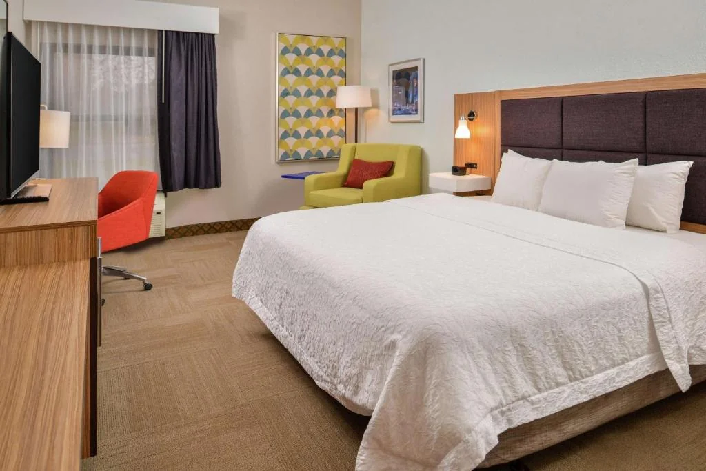 Hampton Inn Raleigh — Sale in Garner, NC, photo 3 of 5