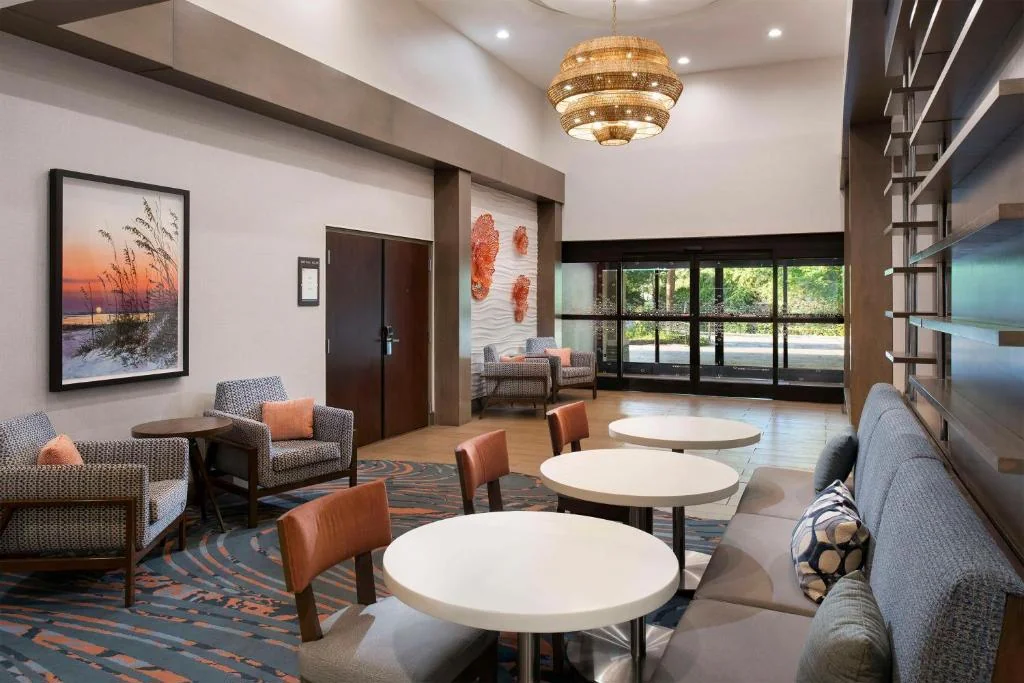 Hampton Inn - Myrtle Beach/Northwood — Sale in Myrtle Beach, SC, photo 5 of 5