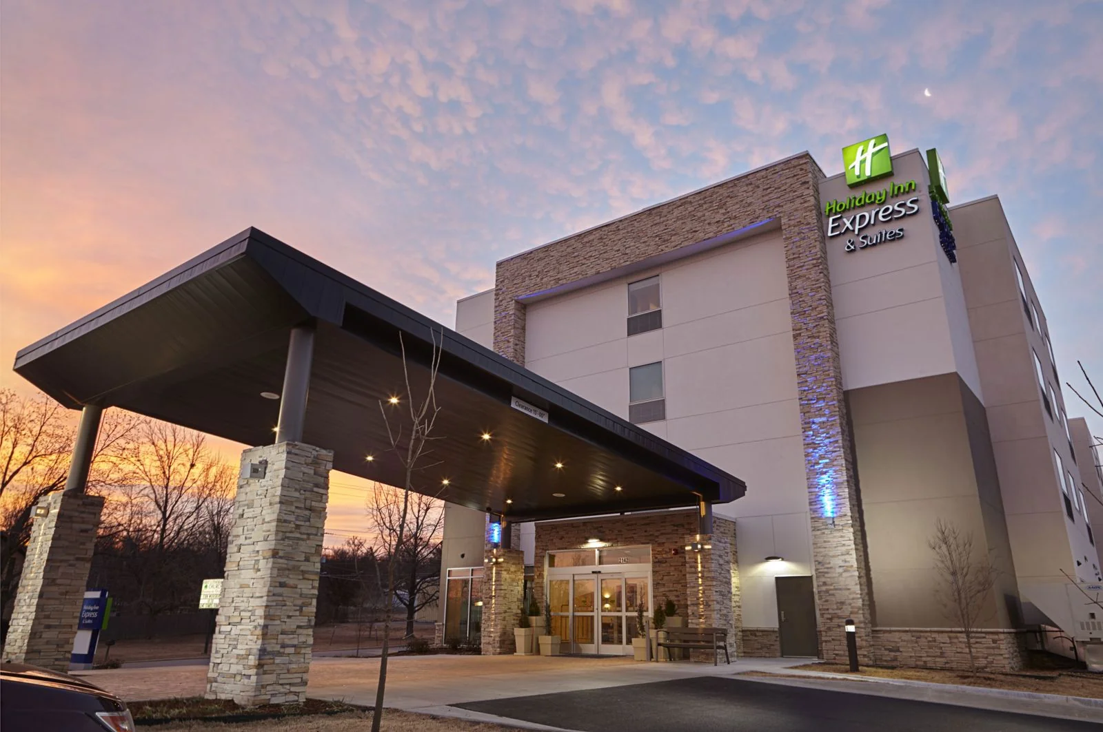 Holiday Inn Express & Suites Tahlequah - hospitality for sale in tahlequah, OK