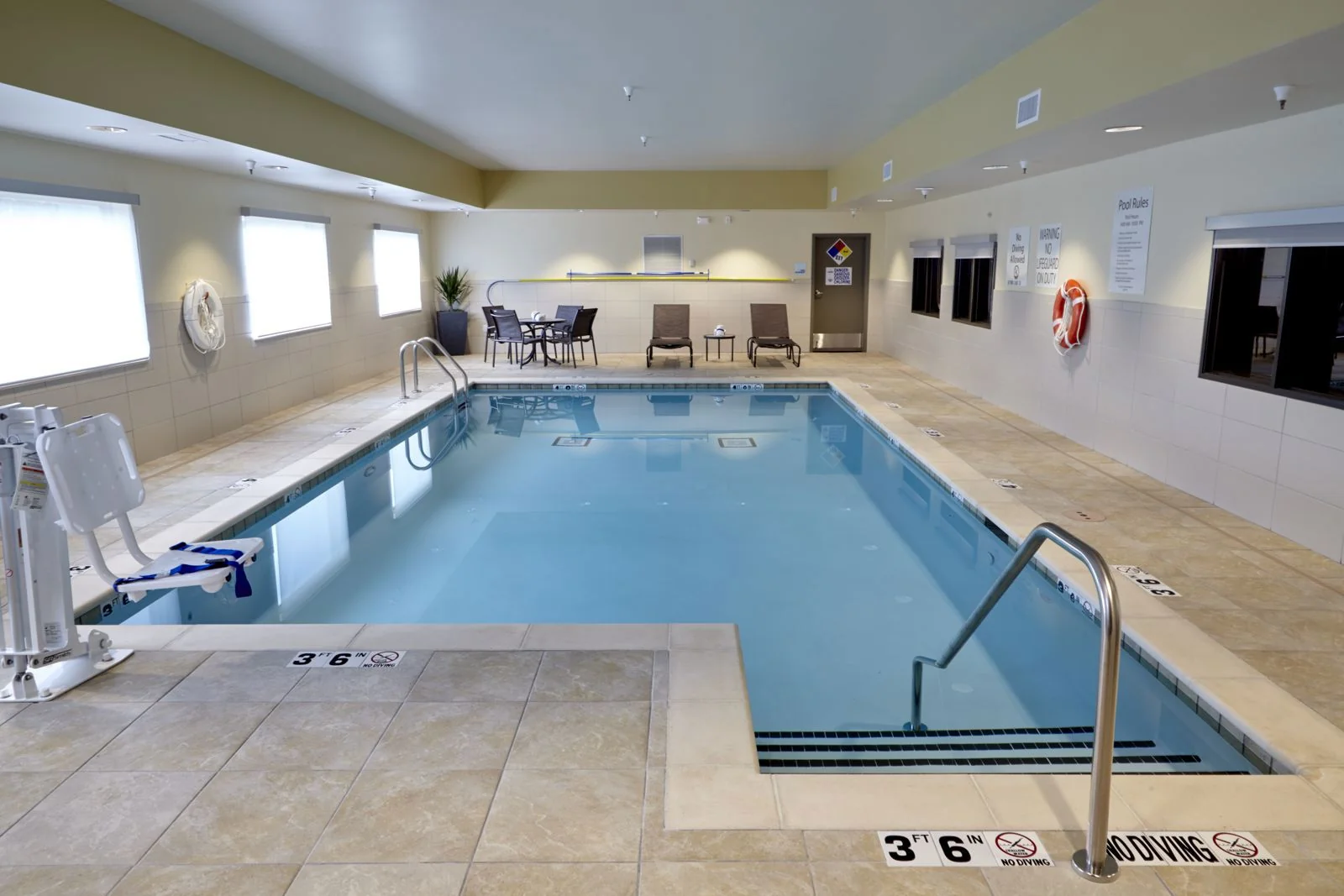 Holiday Inn Express & Suites Tahlequah — Sale in Tahlequah, OK, photo 5 of 6