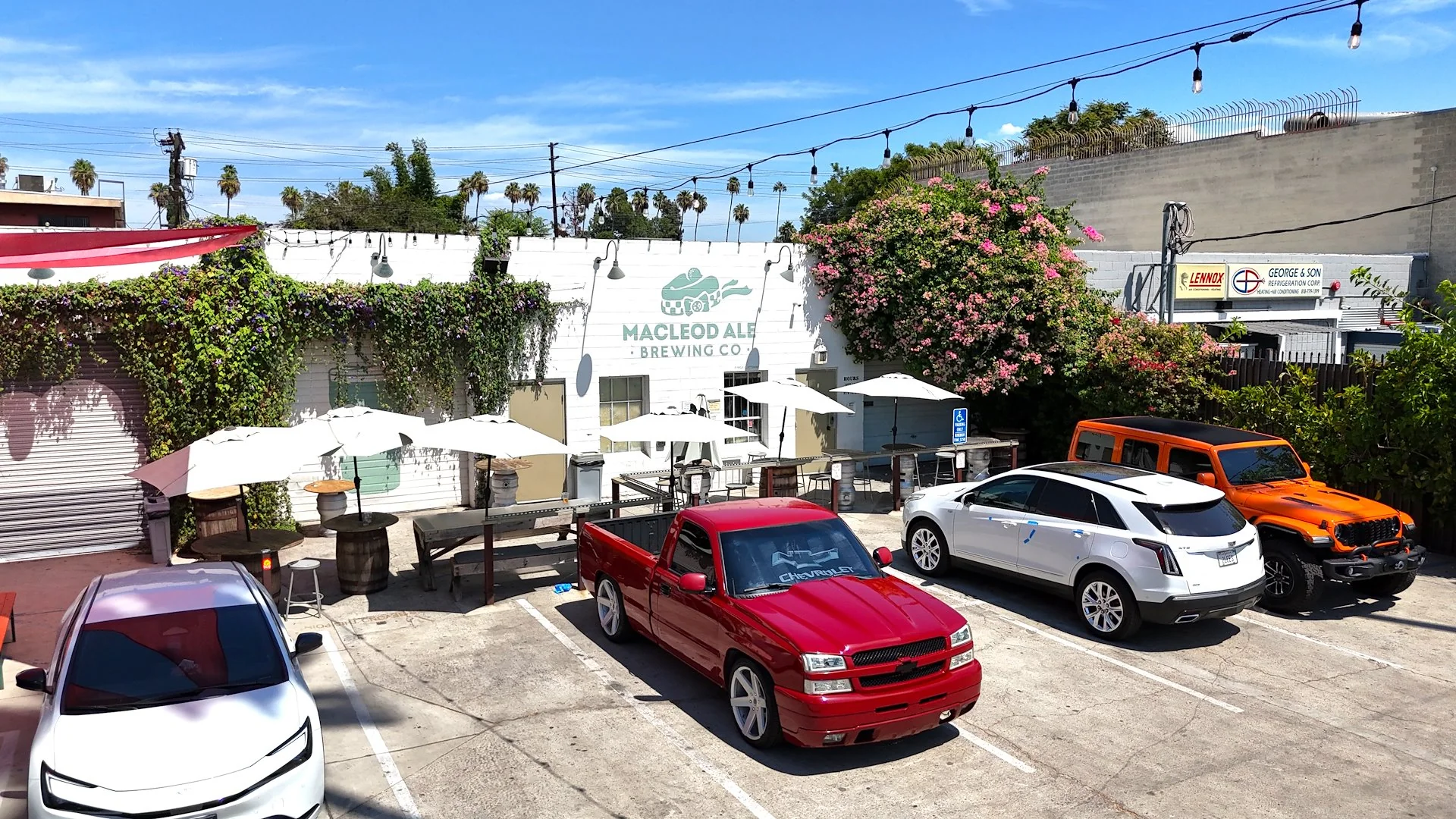 14741-14743 Calvert St — Sale in Van Nuys, CA, photo 1 of 4