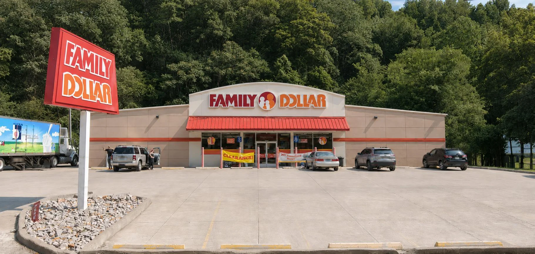 Family Dollar — Sale in Alum Creek, WV, photo 1 of 2