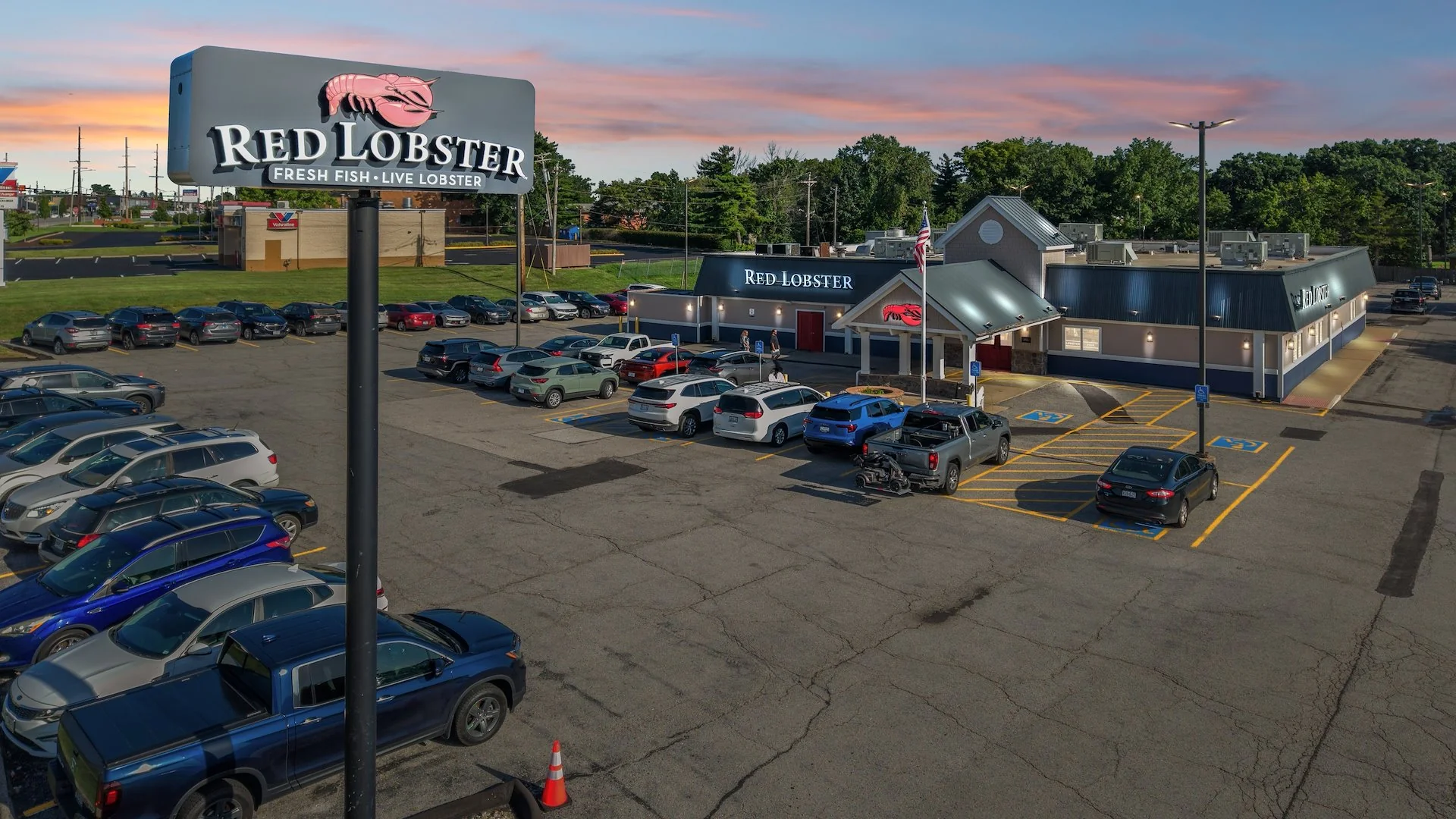 Red Lobster — Sale in St. Louis, MO, photo 2 of 8