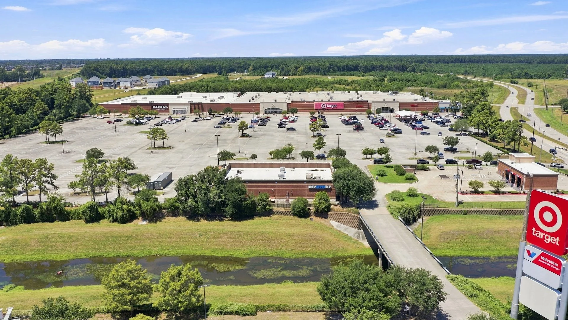 Humble Shopping Center — Sale in Humble, TX, photo 2 of 6