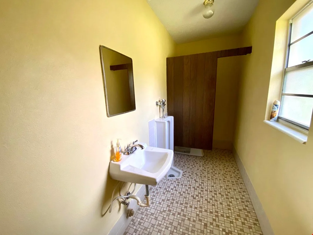 3191 Newman Avenue, Crestview, FL — Sale in Crestview, FL, photo 1 of 8