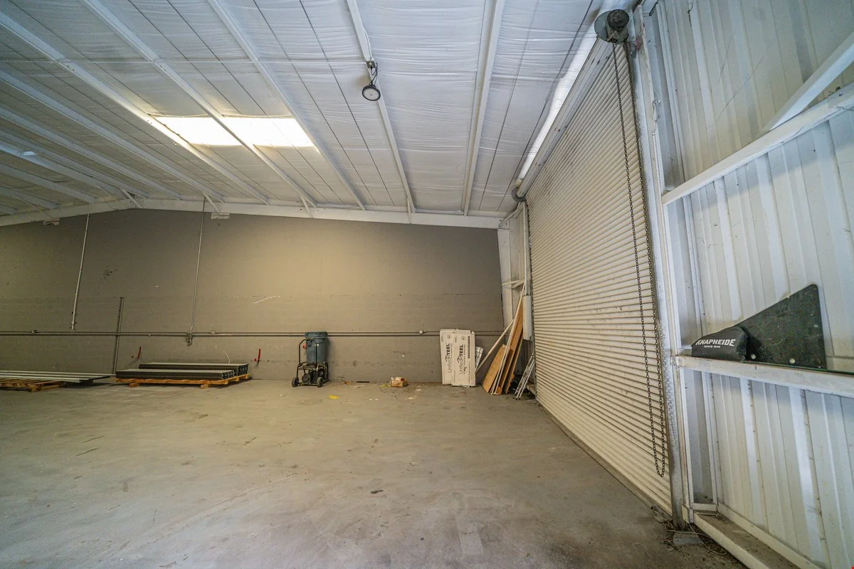 Bruner Lane Warehouse — Lease in Fort Myers, FL, photo 1 of 8