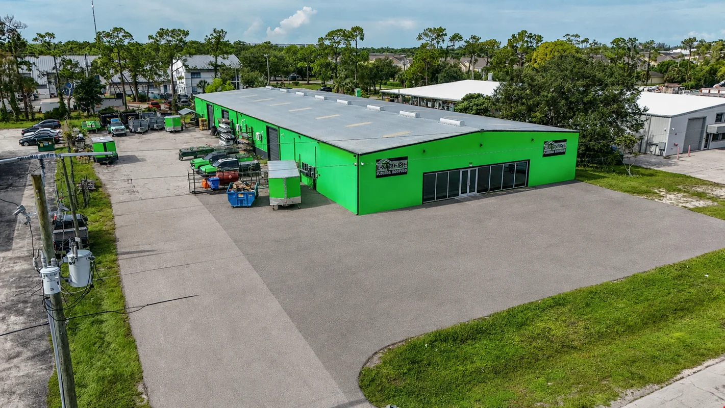 Bruner Lane Warehouse — Lease in Fort Myers, FL, photo 3 of 8