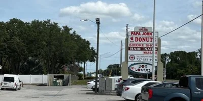 4 Seasons Retail Tarpon Springs FL 34689 — Lease in Tarpon Springs, FL, photo 4 of 8