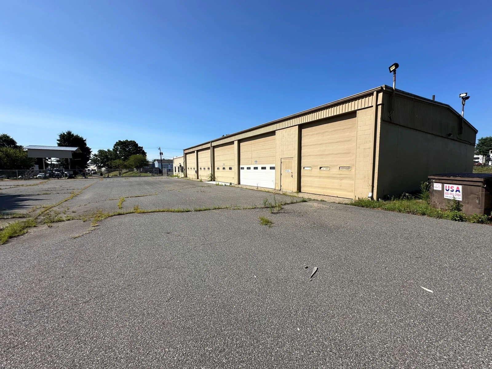 Industrial in Springfield, MA — Lease in Springfield, MA, photo 1 of 8