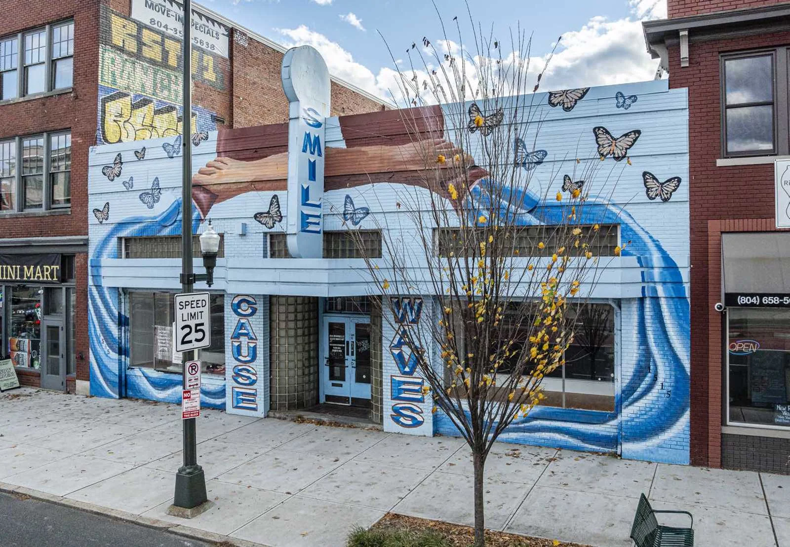 Retail in Richmond, VA — Lease in Richmond, VA, photo 1 of 2