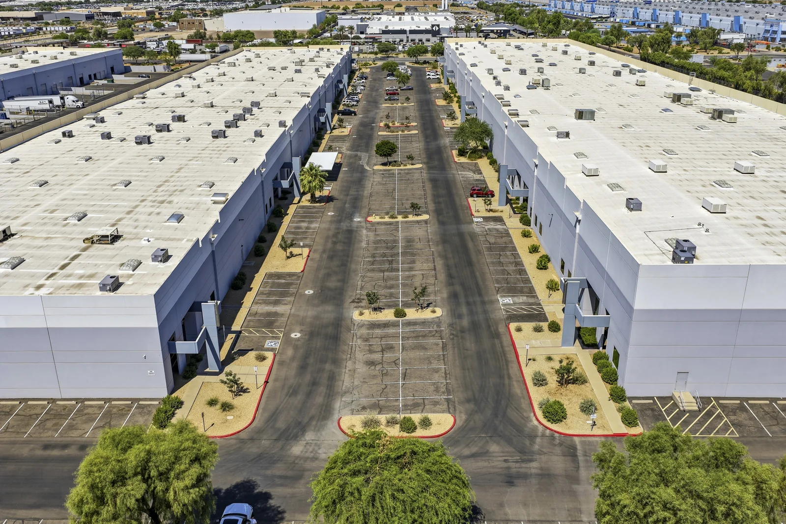 Granite Commerce Center — Lease in Phoenix, AZ, photo 2 of 4