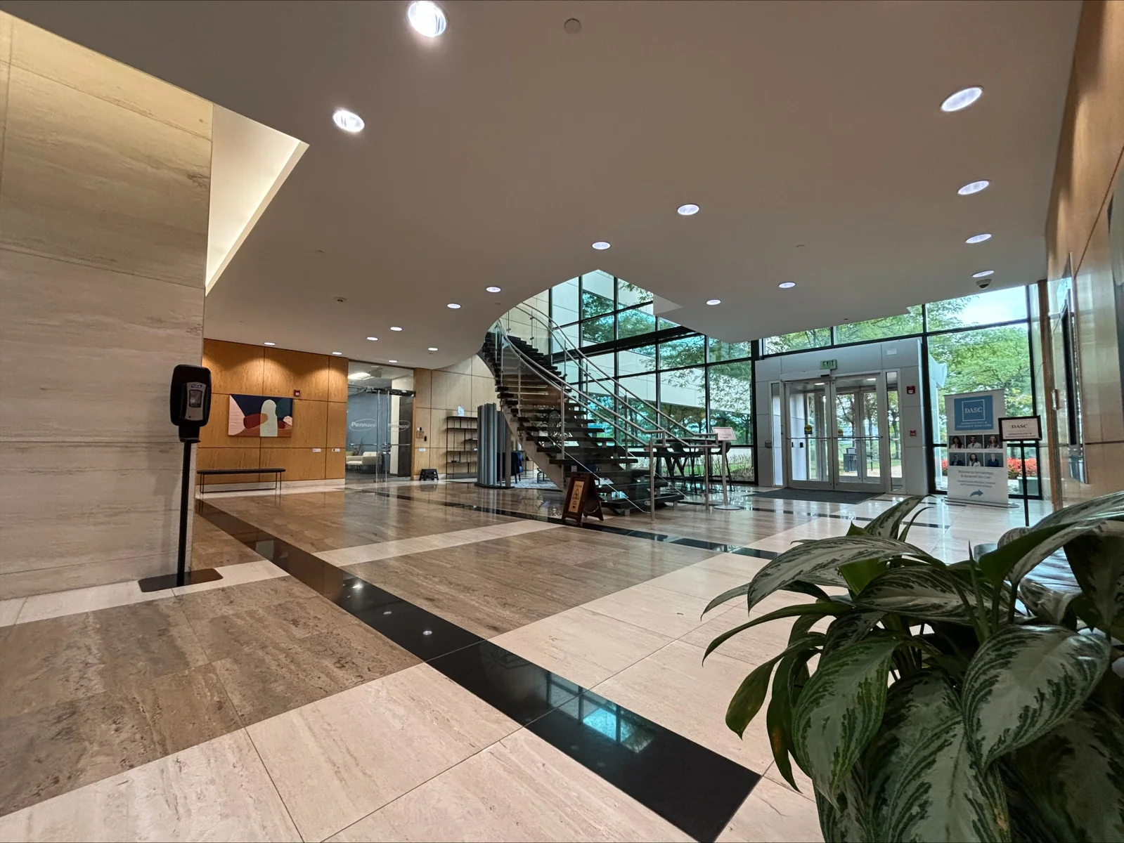 Columbia Corporate Park — Lease in Columbia, MD, photo 2 of 8