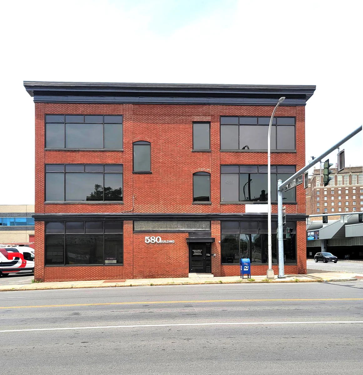 580-584 South Salina Street — Lease in Syracuse, NY, photo 1 of 8