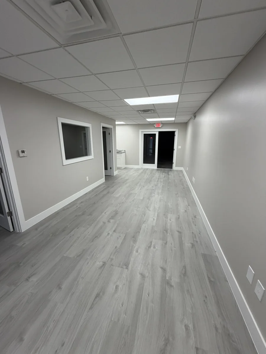 Hollywood Industrial Warehouse — Lease in Hollywood, FL, photo 2 of 7