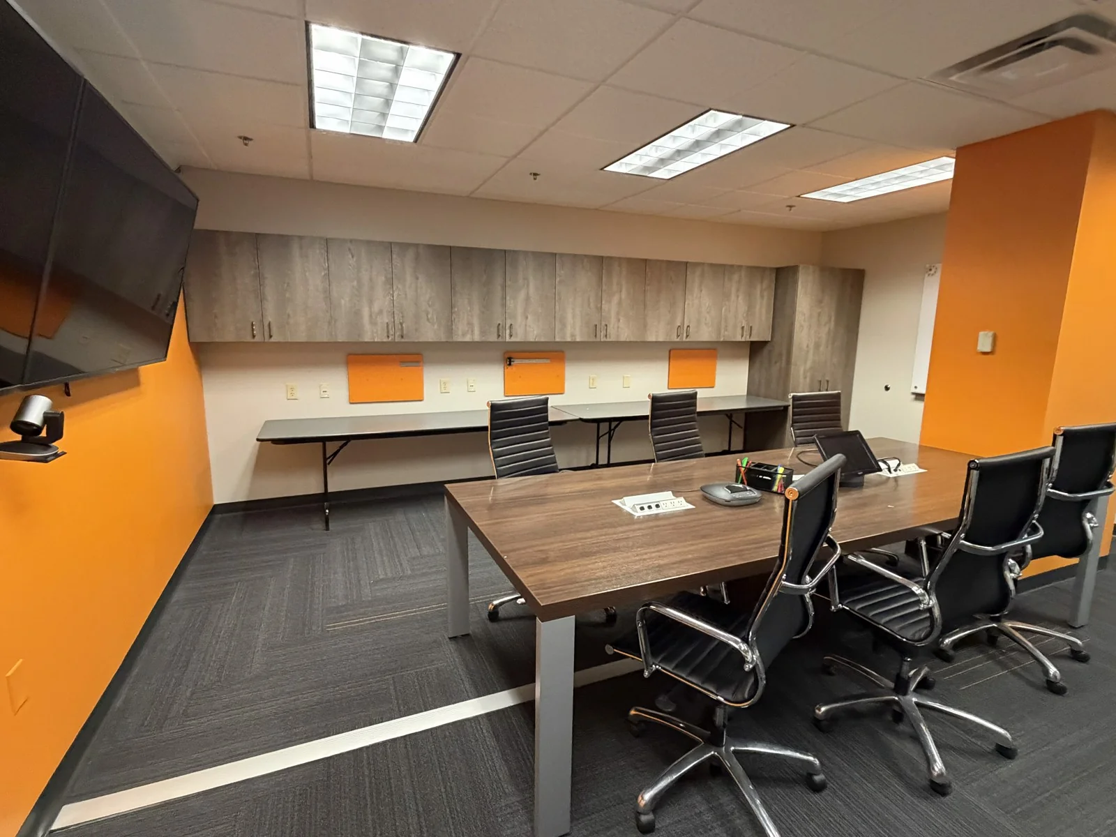 Office in Columbus, OH — Lease in Columbus, OH, photo 2 of 4