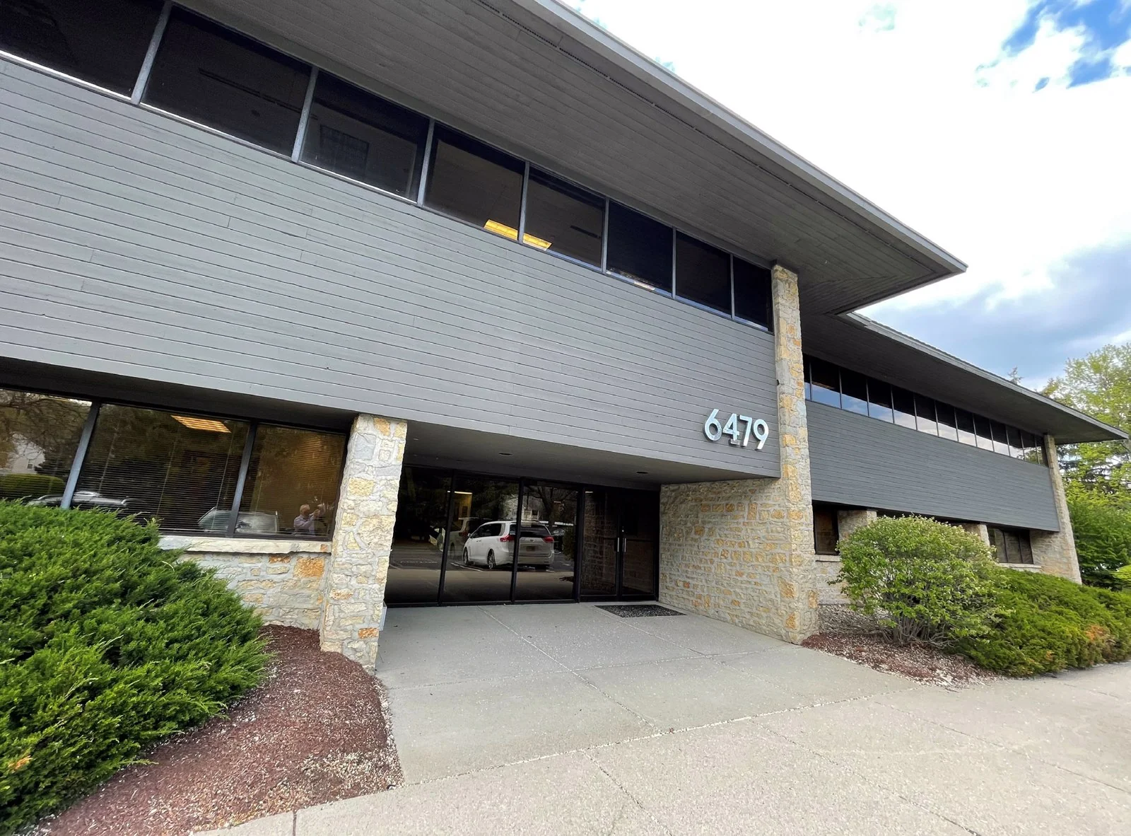 Reflections Office Park — Lease in Dublin, OH, photo 1 of 8