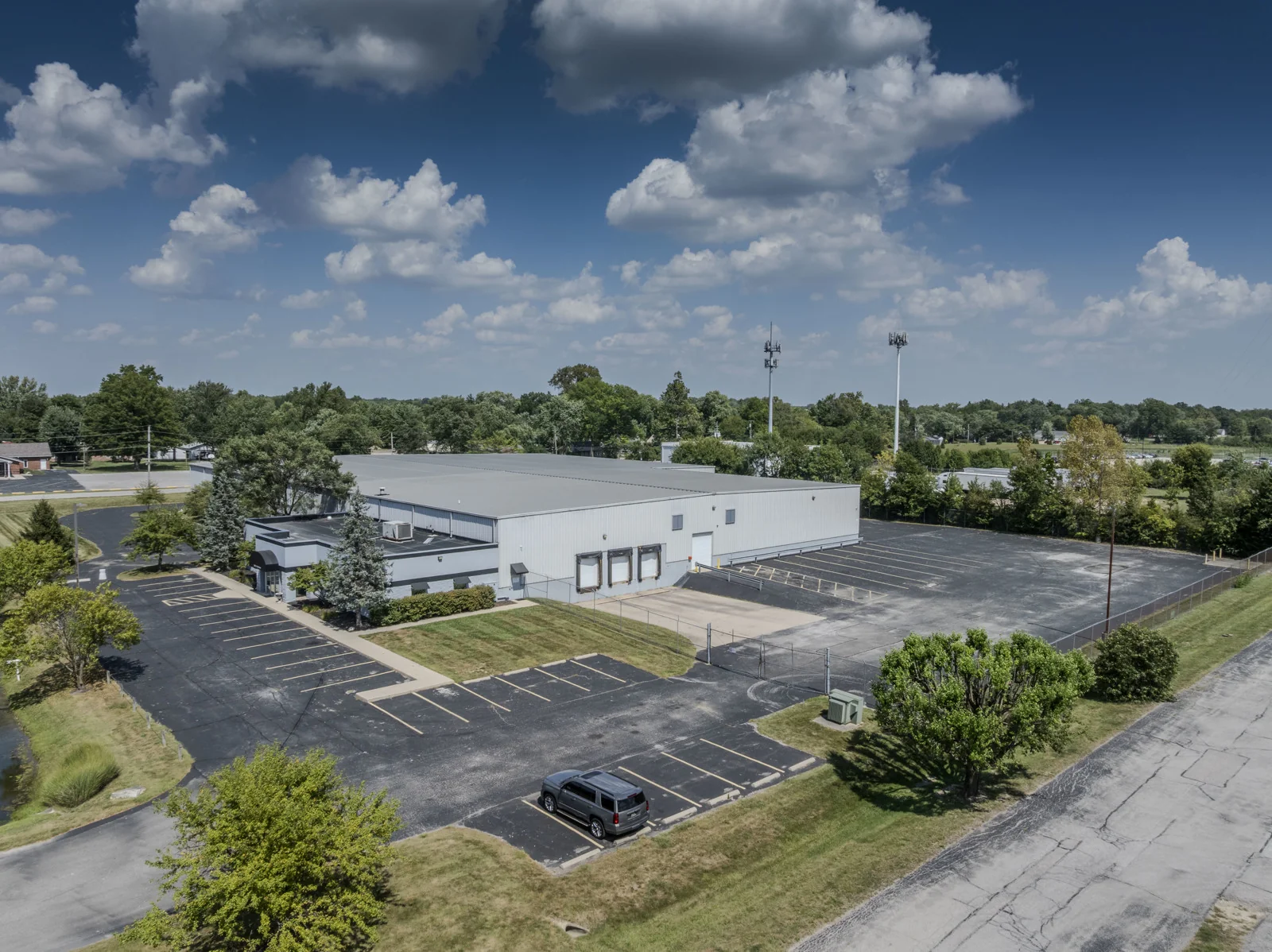 255 South Post Road — Sale in Indianapolis, IN, photo 4 of 5