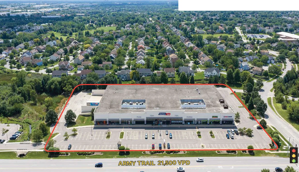 Retail in Carol Stream, IL — Sale in Carol Stream, IL, photo 1 of 3