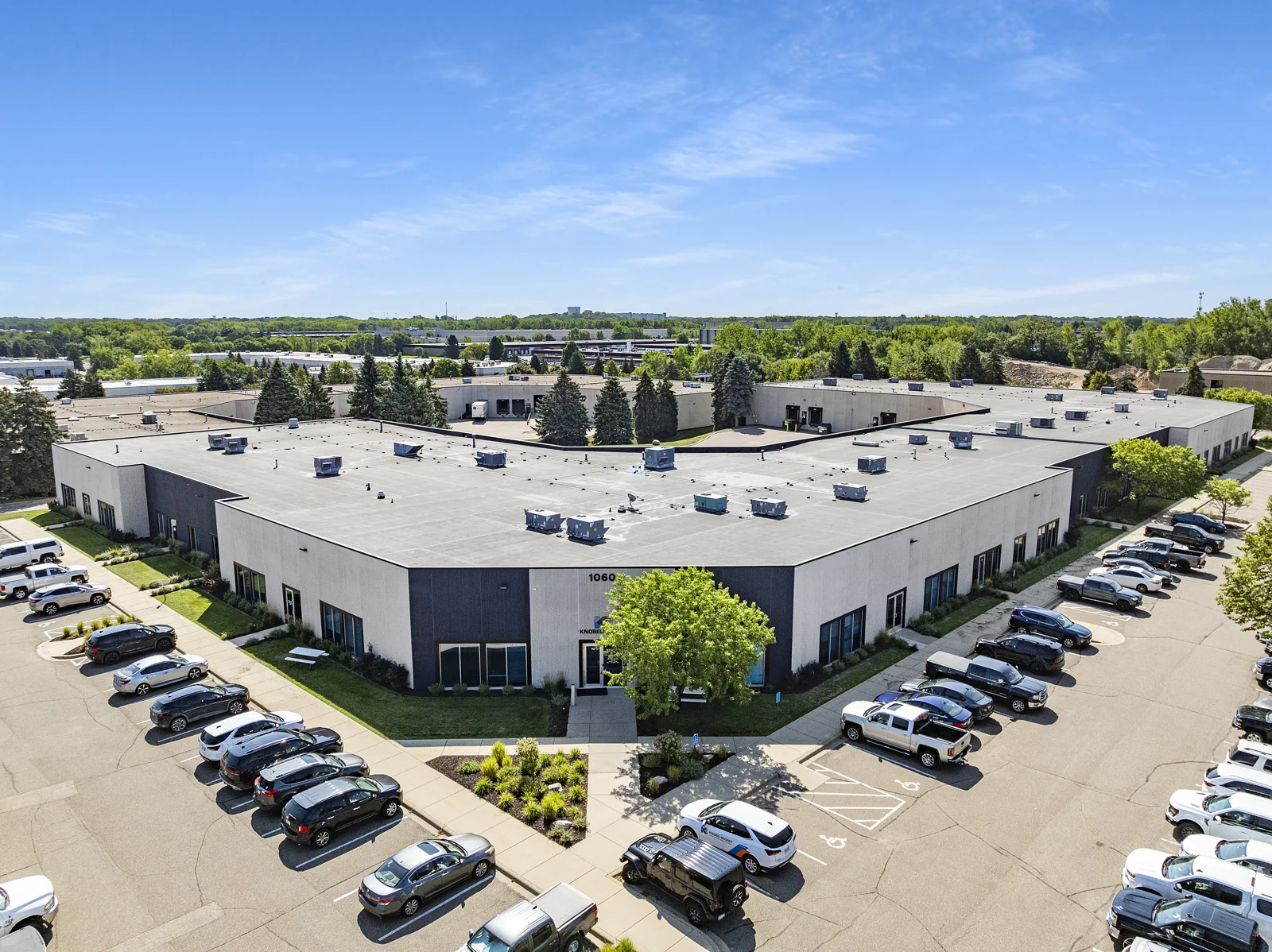 Lone Oak Business Center — Lease in Eagan, MN, photo 1 of 1