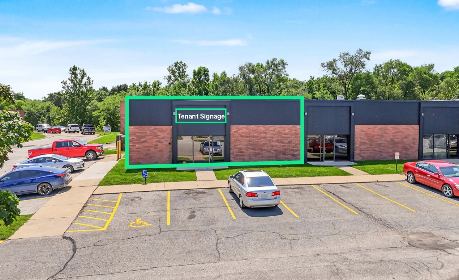 West University Plaza — Lease in Clive, IA, photo 7 of 7