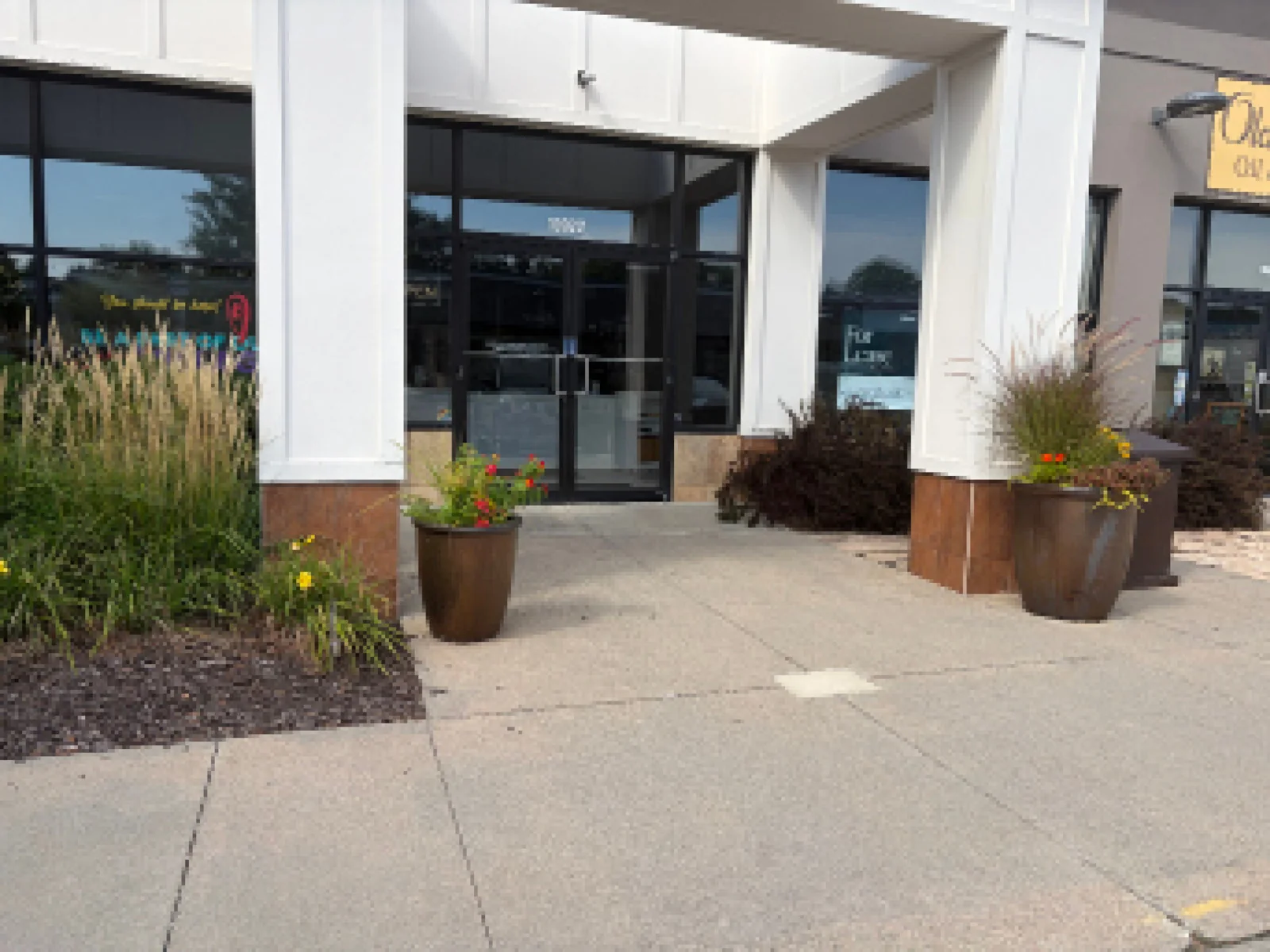 Retail in Omaha, NE - retail for sale in omaha, NE