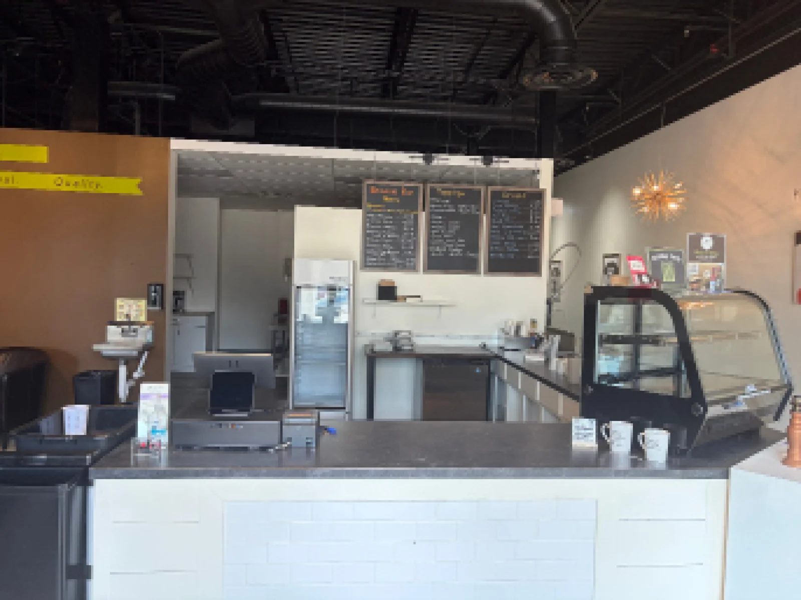 Retail in Omaha, NE — Lease in Omaha, NE, photo 2 of 7