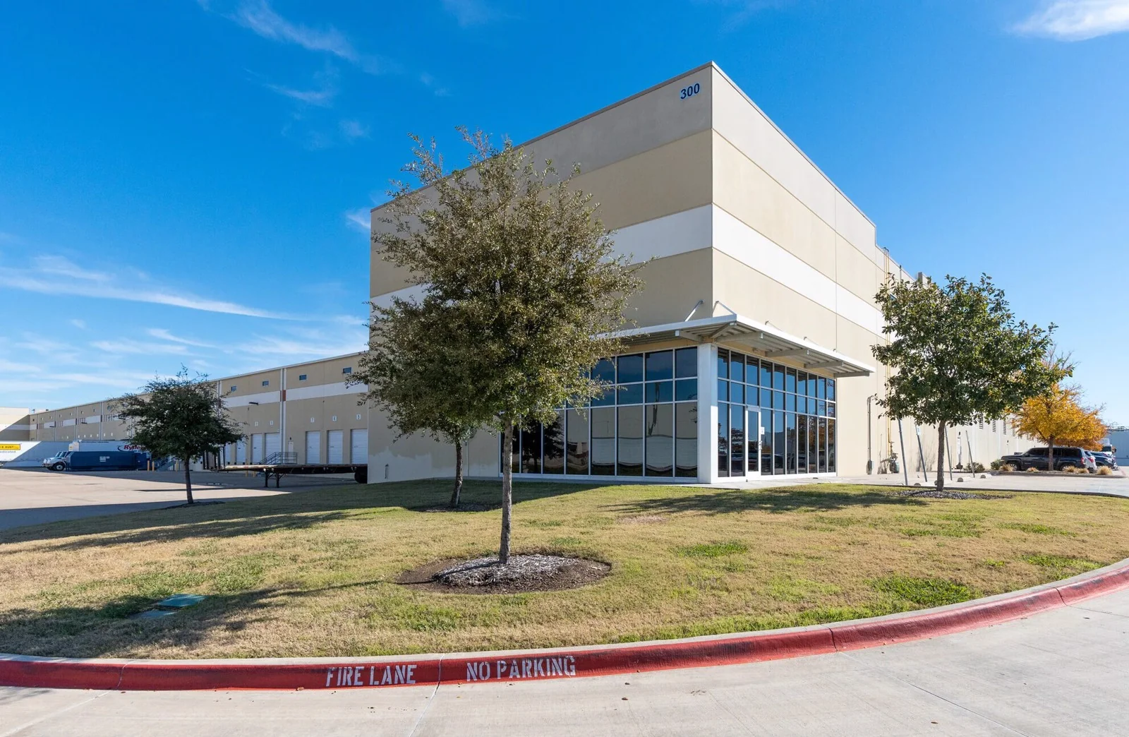 Railhead Distribution Center — Lease in Fort Worth, TX, photo 1 of 1