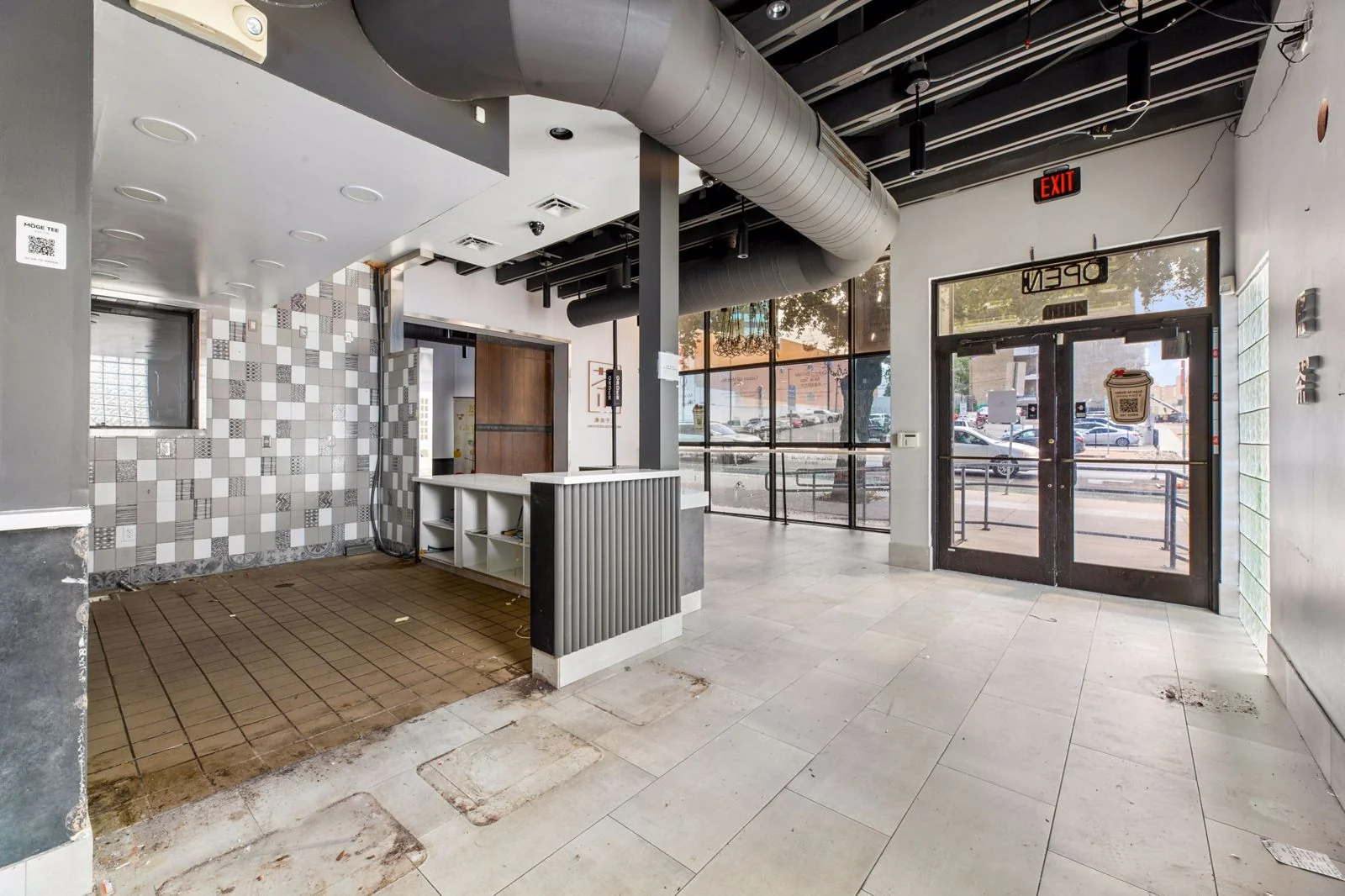 2000 Guadalupe St — Lease in Austin, TX, photo 2 of 8