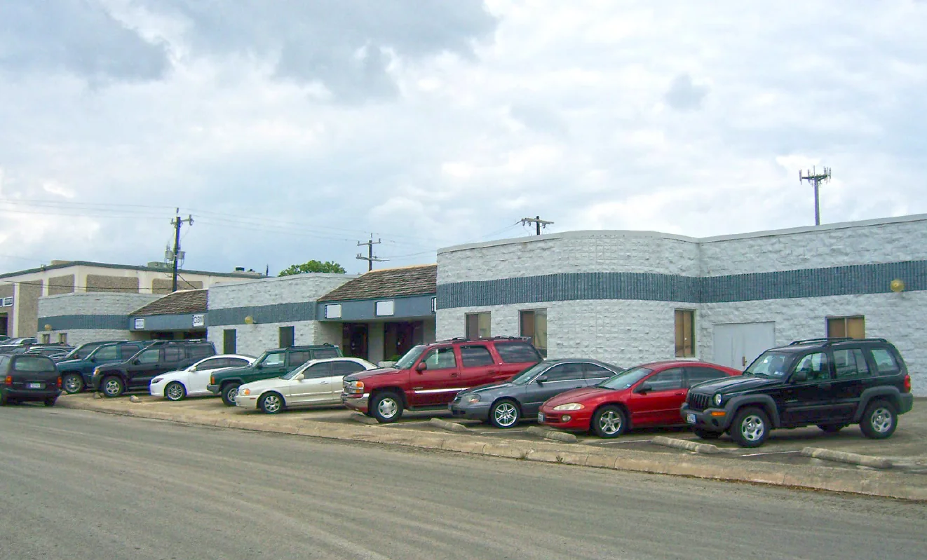 Gate Crest Business Center — Lease in San Antonio, TX, photo 1 of 1