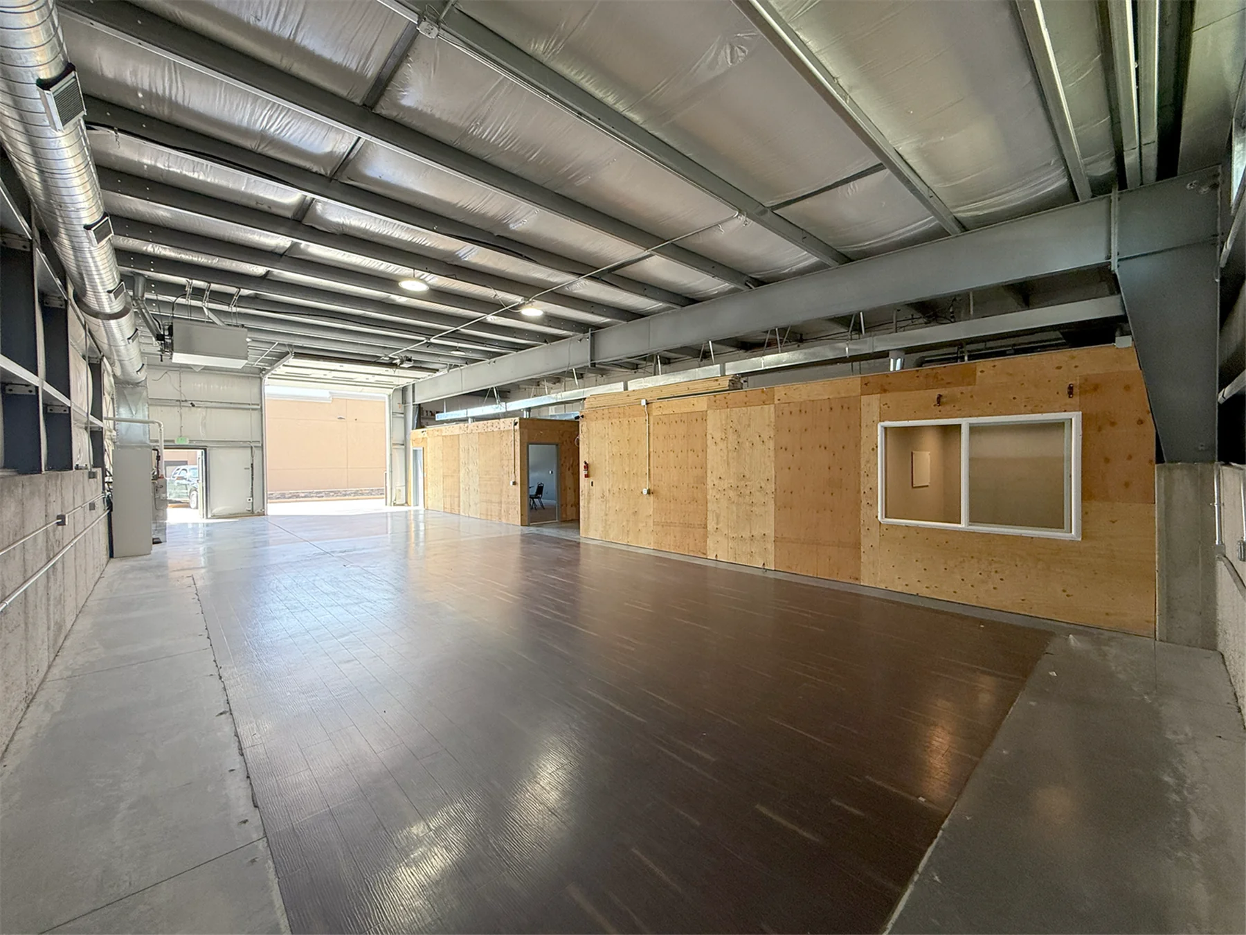 2534 Business Park — Sale in Johnstown, CO, photo 4 of 7