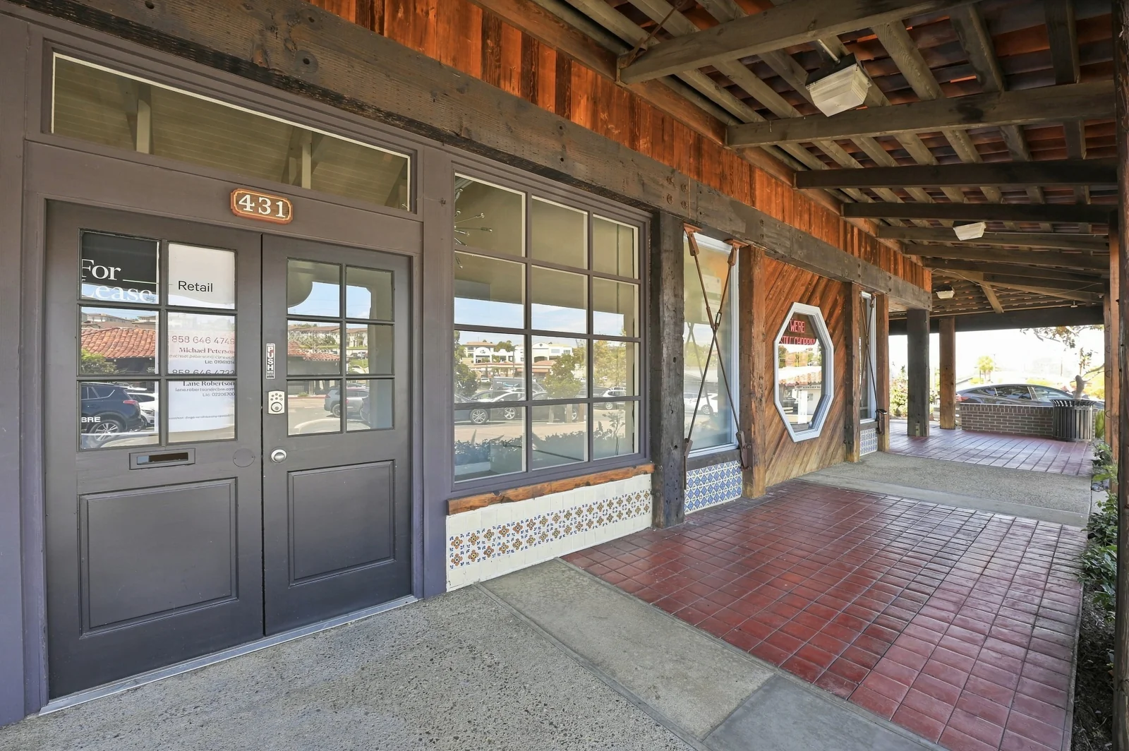 Encinitas Town & Country — Lease in Encinitas, CA, photo 2 of 8
