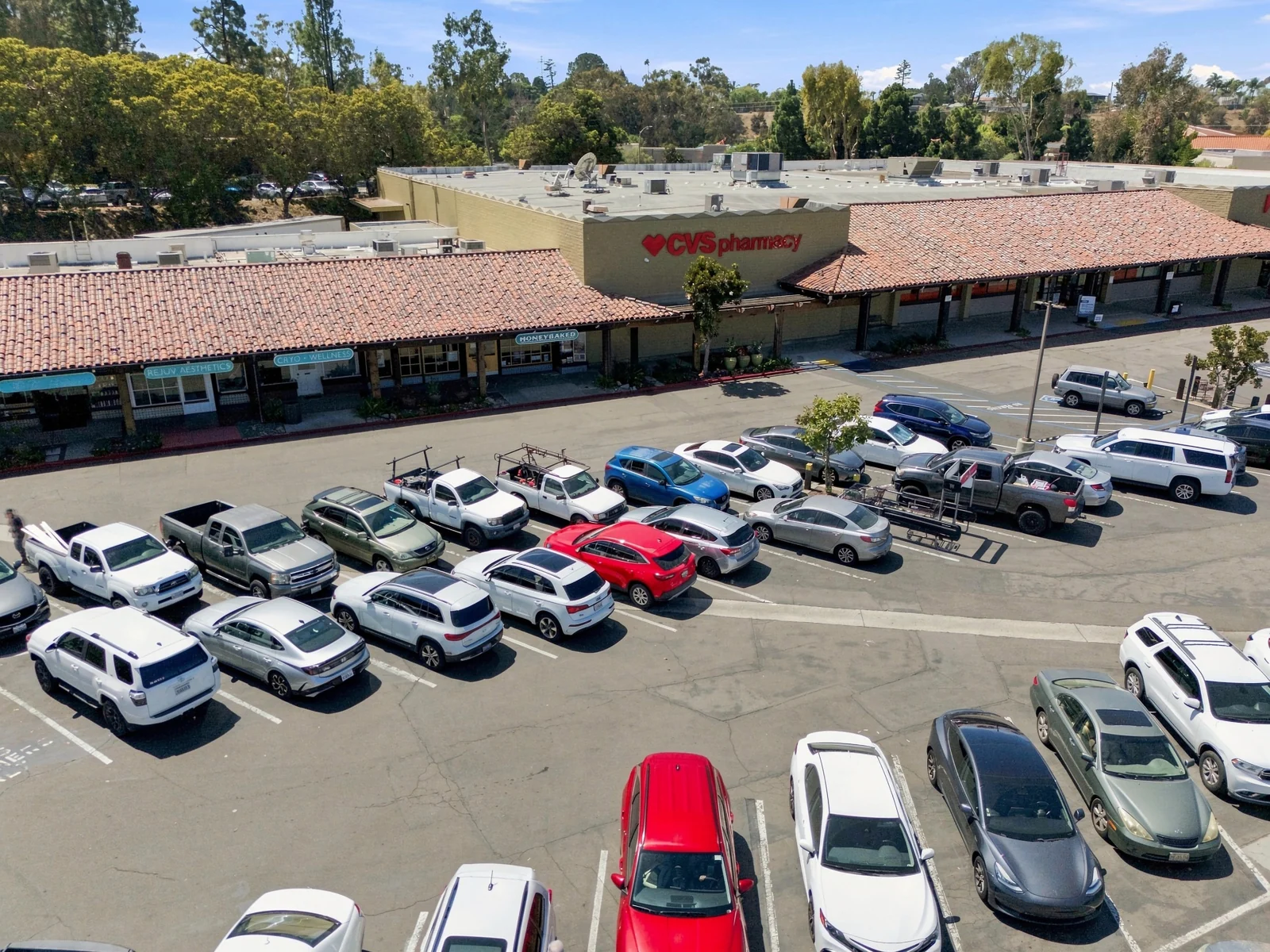 Encinitas Town & Country — Lease in Encinitas, CA, photo 4 of 8