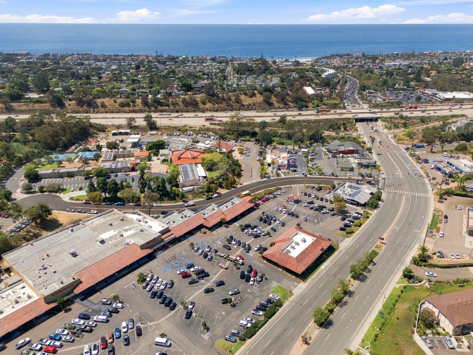 Encinitas Town & Country — Lease in Encinitas, CA, photo 8 of 8