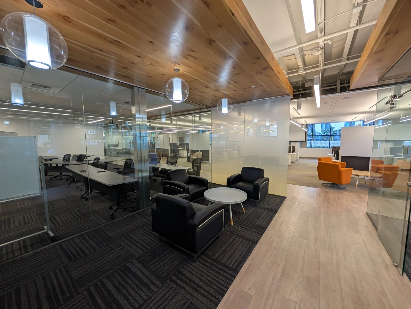 Carnegie Centre Four — Lease in Santa Ana, CA, photo 6 of 8