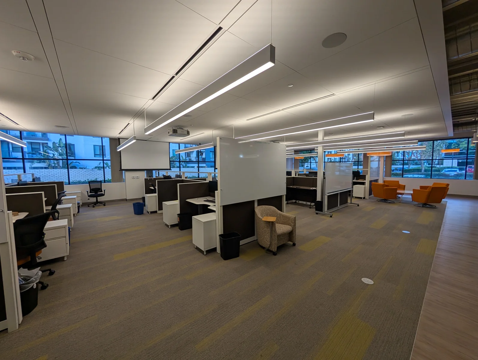 Carnegie Centre Four — Lease in Santa Ana, CA, photo 7 of 8