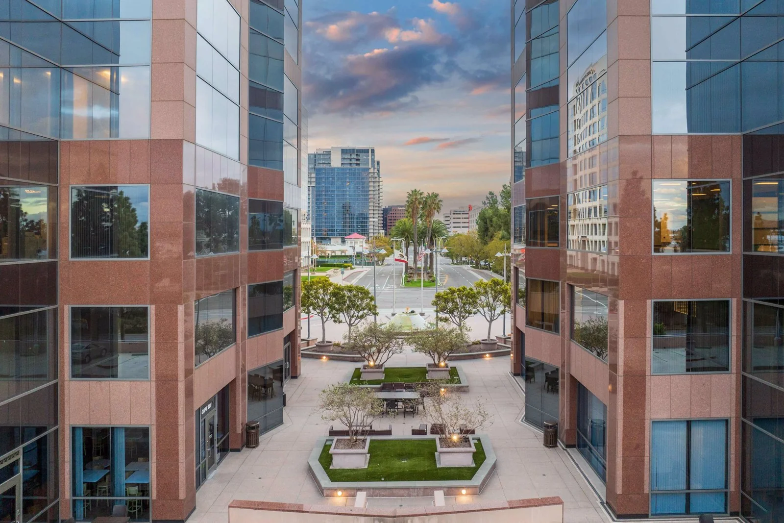 Office in Santa Ana, CA — Lease in Santa Ana, CA, photo 2 of 2